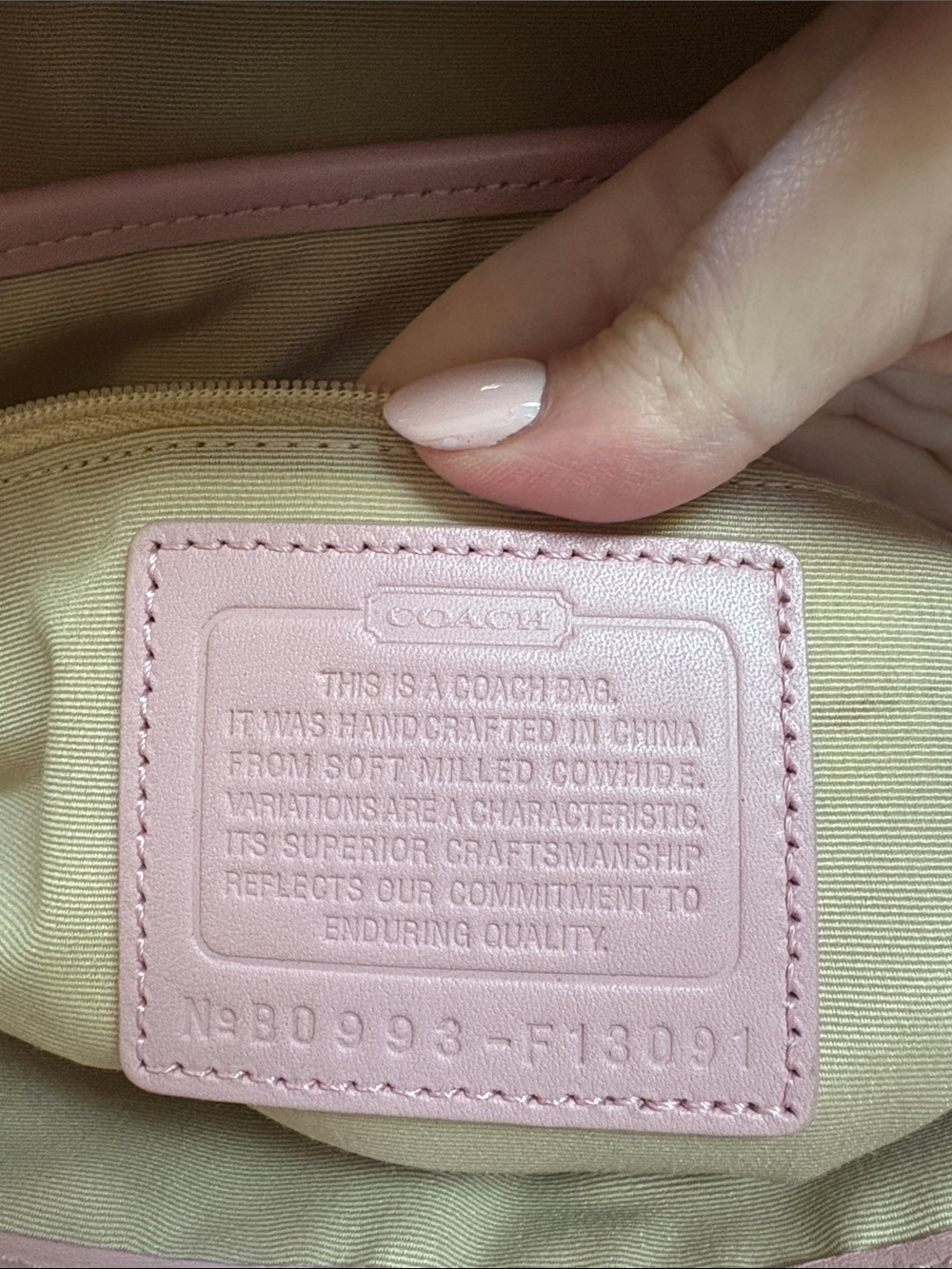 Coach Pink Leather Shoulder Bag with Cream Straps and Pearl Chain - Picture 3 of 5